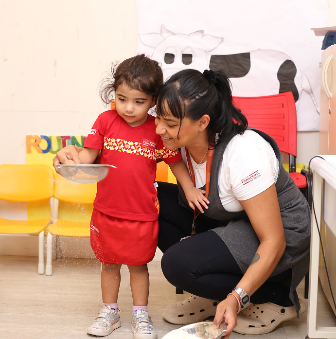 Aluna com professora Canadian Global School